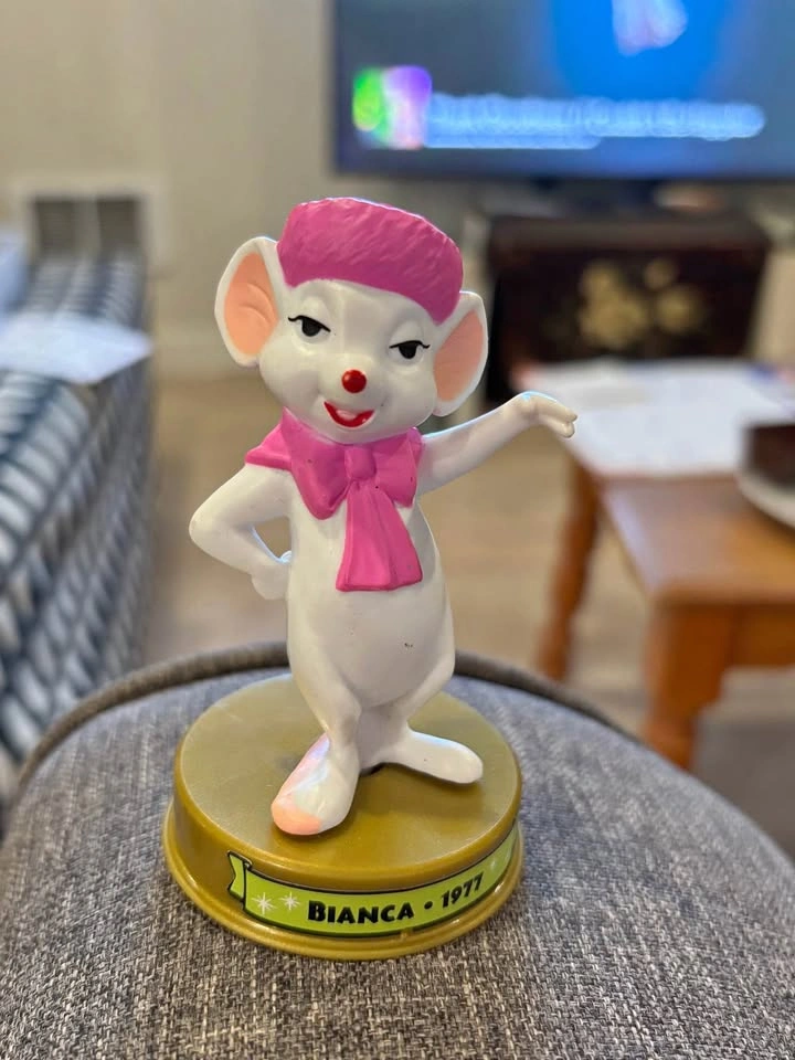 2002 Vintage Collectible “Bianca” 100 Years of Disney