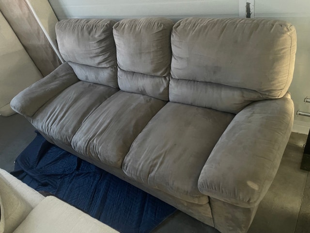 Couch (delivery)