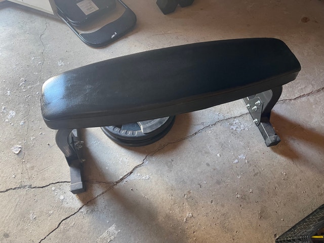 Flat bench