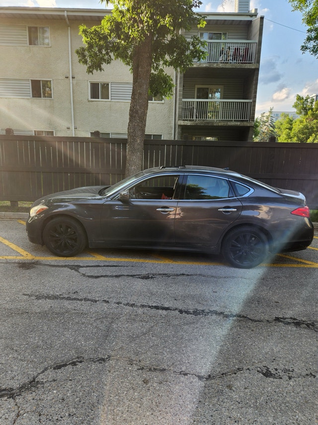 2011 Infiniti m37x - photo 2