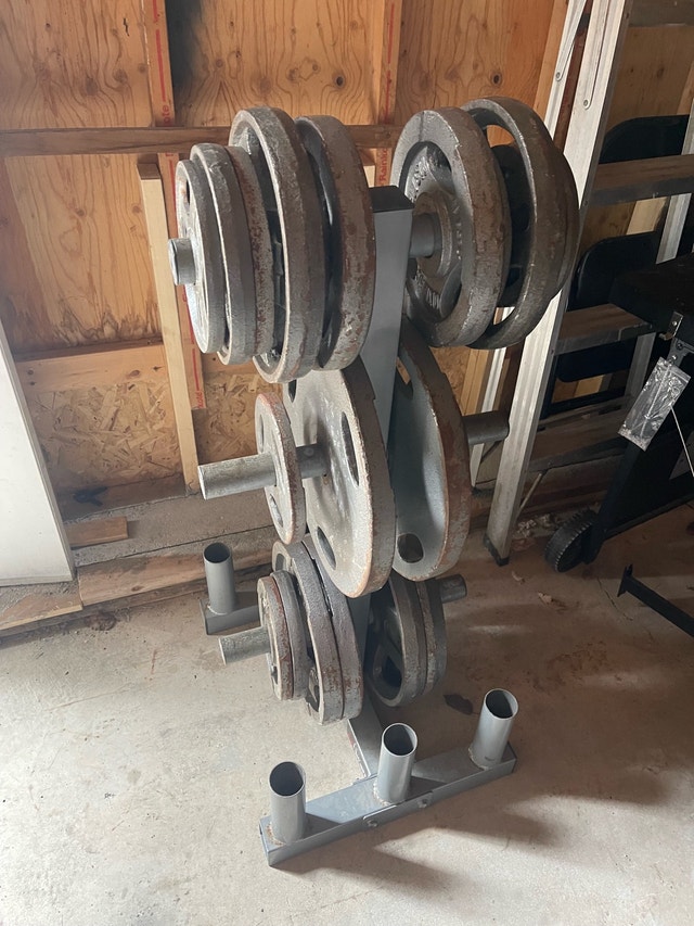 500+ pounds of 2” Olympic plates $1 a pound