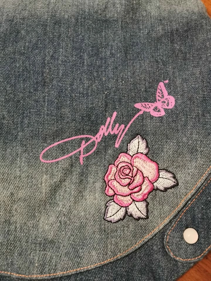 BNWT Dolly Doggy Parton Blue Denim Jacket for Dog - Medium - photo 3