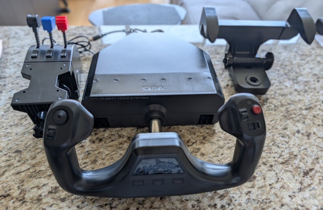 Saitek (Logitech) Pro Flight Yoke System and Throttle Quadrant