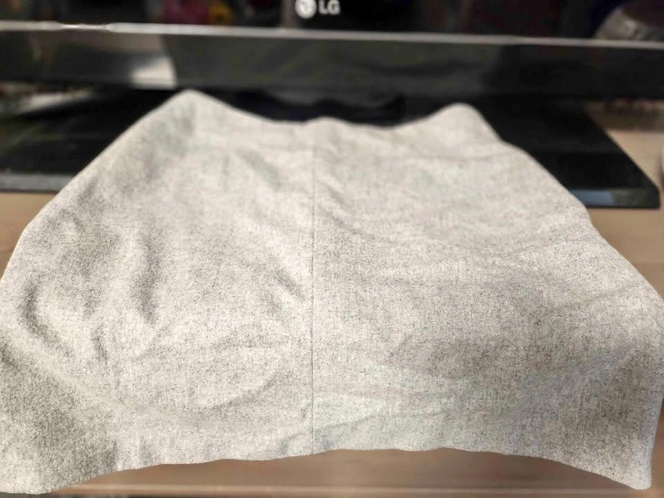 VGUC WILFRED WOOLEN SKIRT - SIZE 4