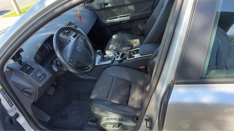 2009 Volvo S40 2.4i | Low Mileage - photo 5