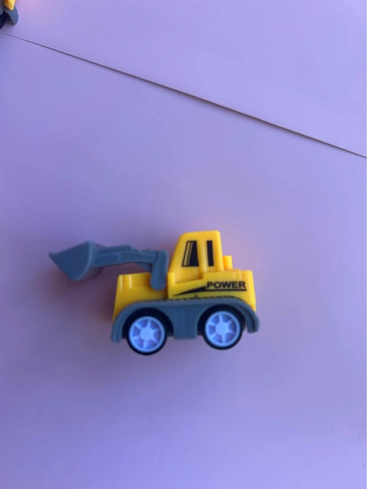 Construction truck toy – Small engineering vehicle - photo 5