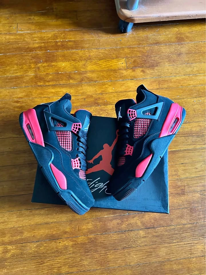 Jordan 4 Red Thunder