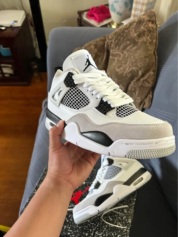 Jordan 4 military black - photo 2
