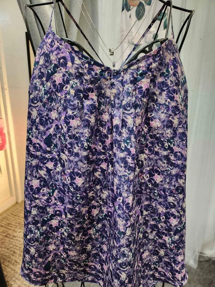 Aritzia, Gap, Banana Republic, Club Monaco Women's Clothes - photo 3