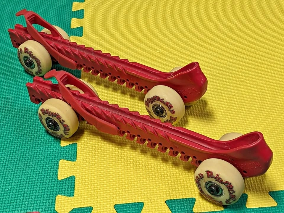 RollerGard Hockey Skate Guards with Wheels - RED