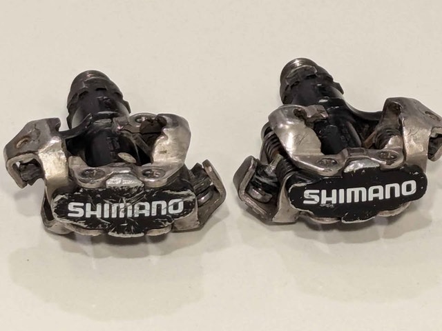 Shimano SPD clipless pedals