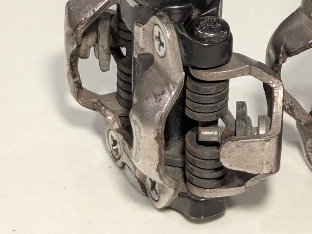 Shimano SPD clipless pedals - photo 3