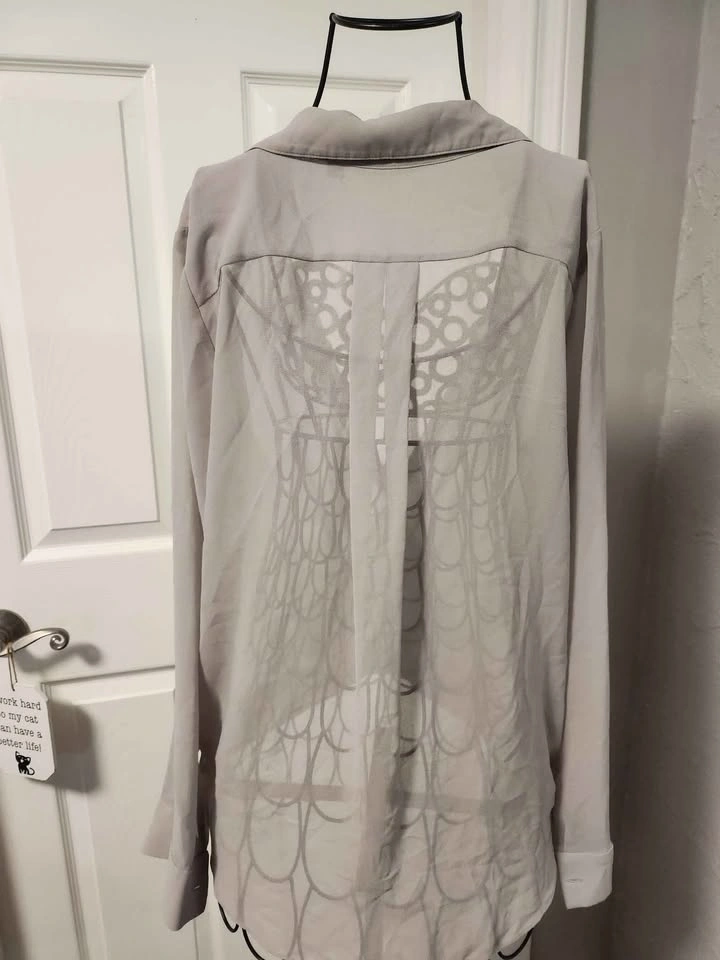 VGUC Babaton silk blouse in XS - photo 2