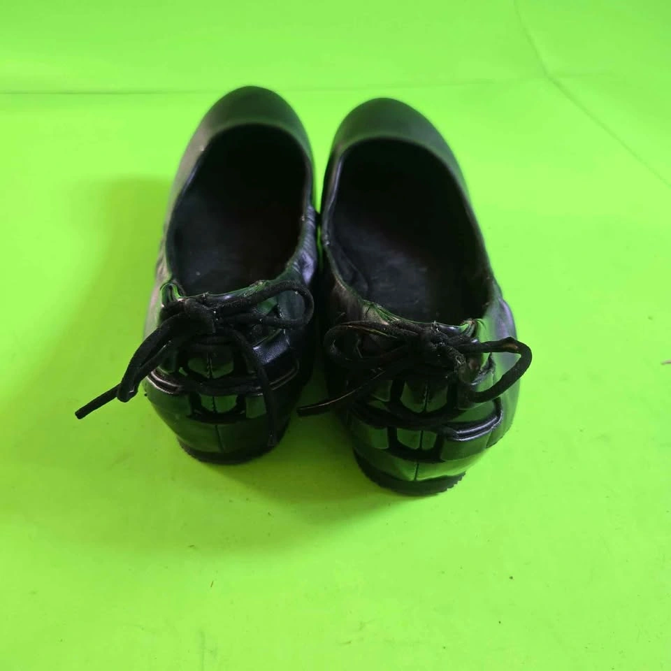 Brand new black flat in size 7.5 - photo 4