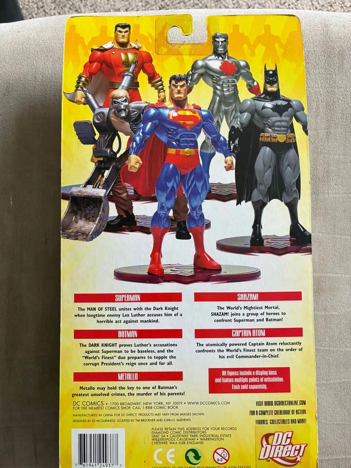 Batman: The Dark Knight action figure (Public Enemies series 1) - photo 2