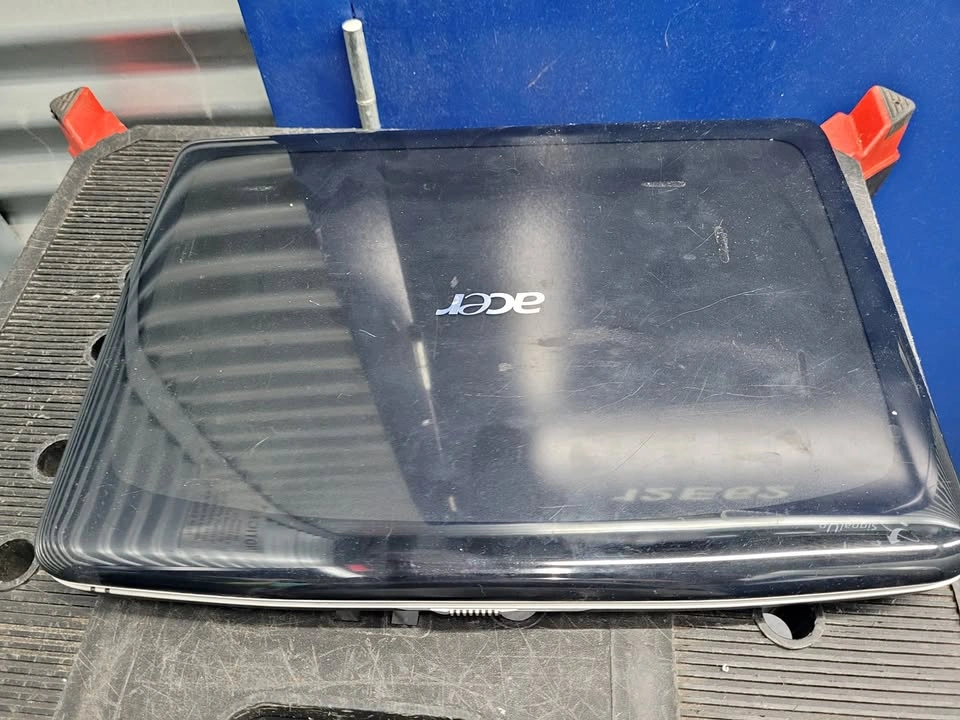 Acer 5520 Laptop Core 2 4GB RAM Win 7 Battery AC Adapter