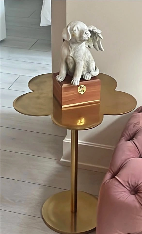 Modern Gold Flower Side Table – Accent Table