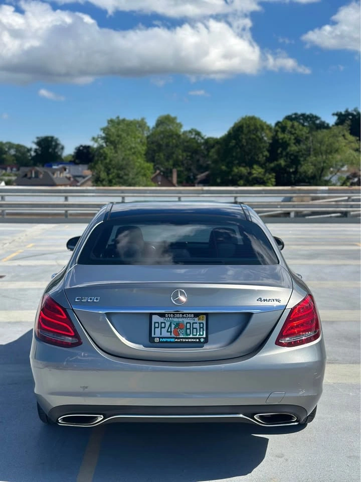 2015 Mercedes-Benz C300 4MATIC Luxury Sedan - photo 4
