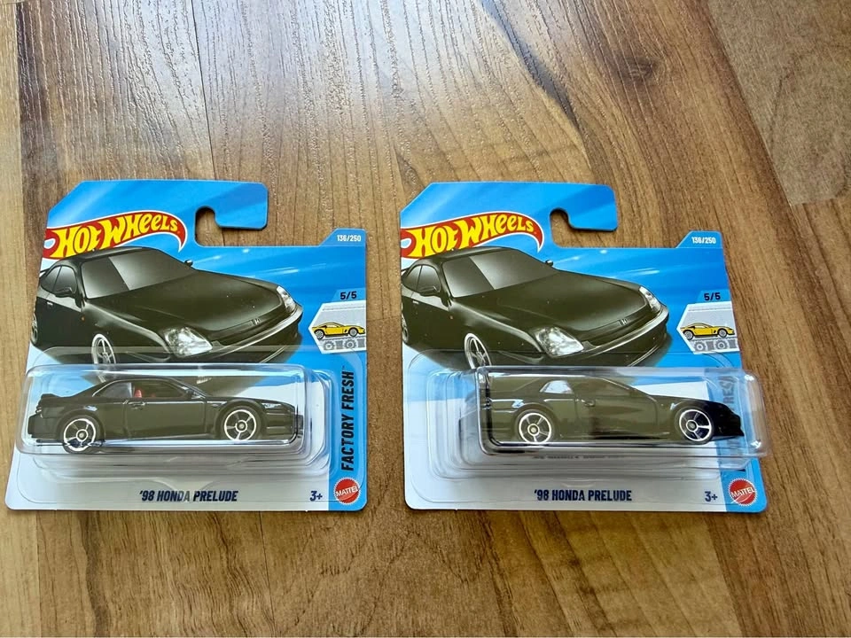 Hot Wheels '98 Honda Prelude 2 Cars
