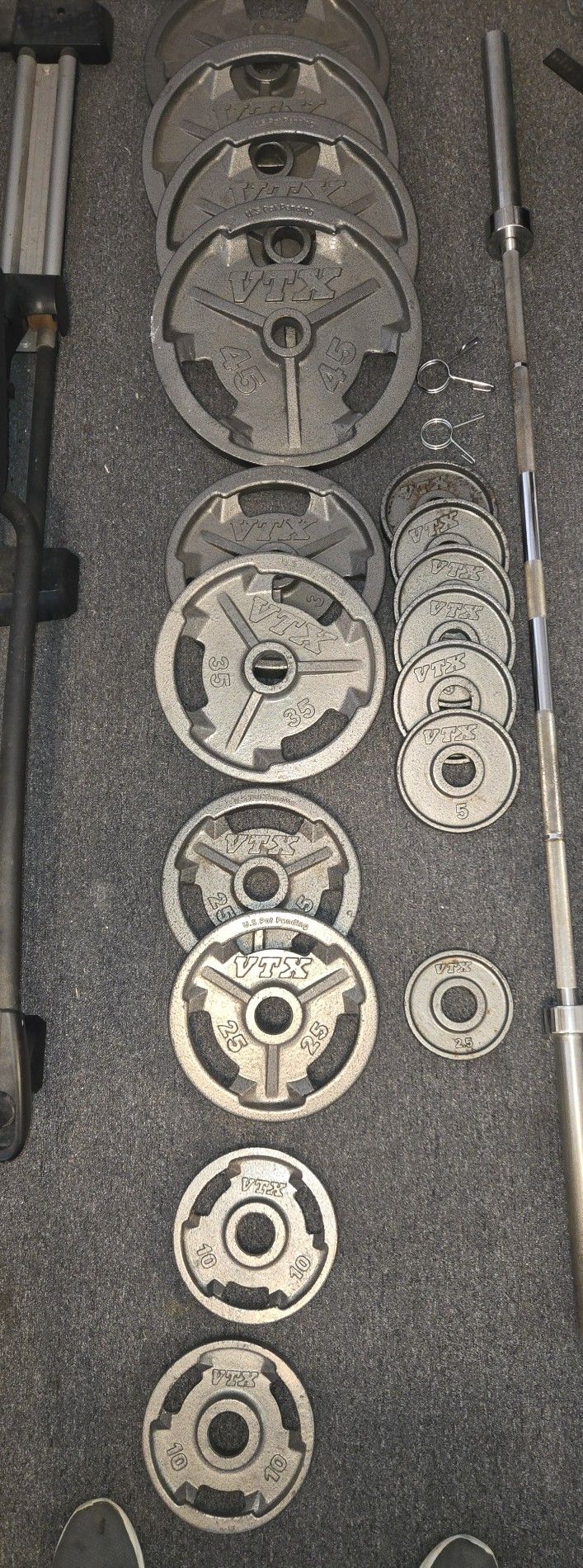 VTX 400 Lbs Olympic Weight Set W/Bar
