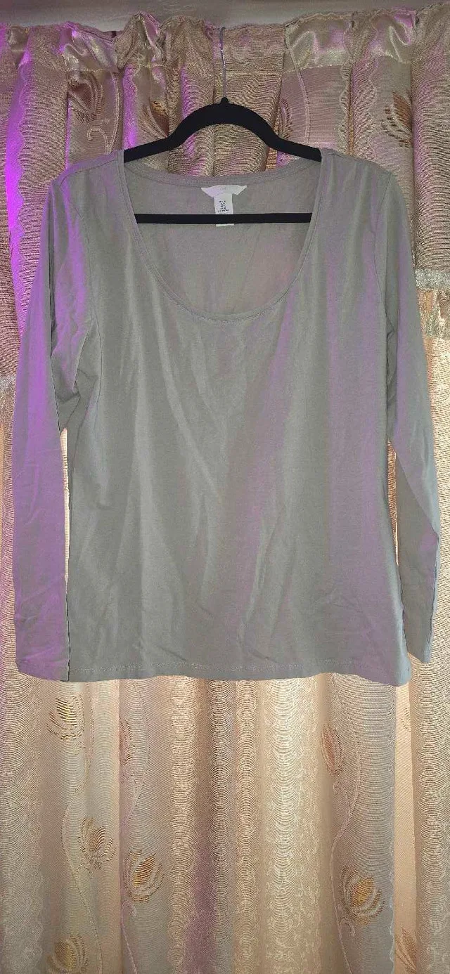 Long Sleeve Top sz xl