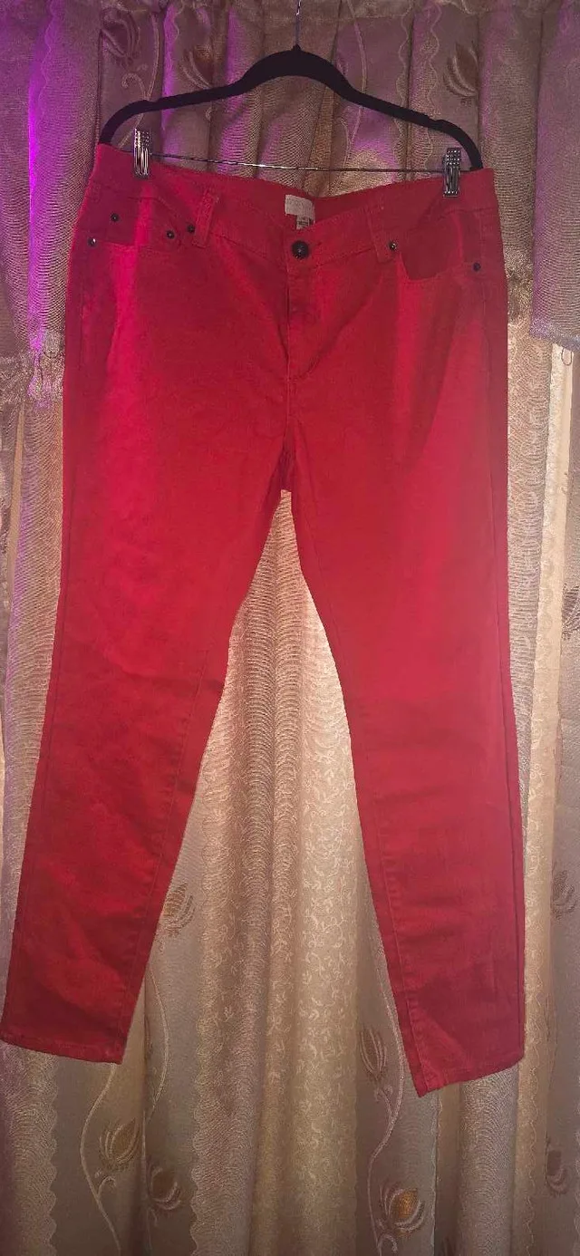 Red stretch Pants sz 16