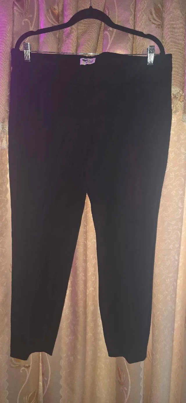 Black Pants sz 16