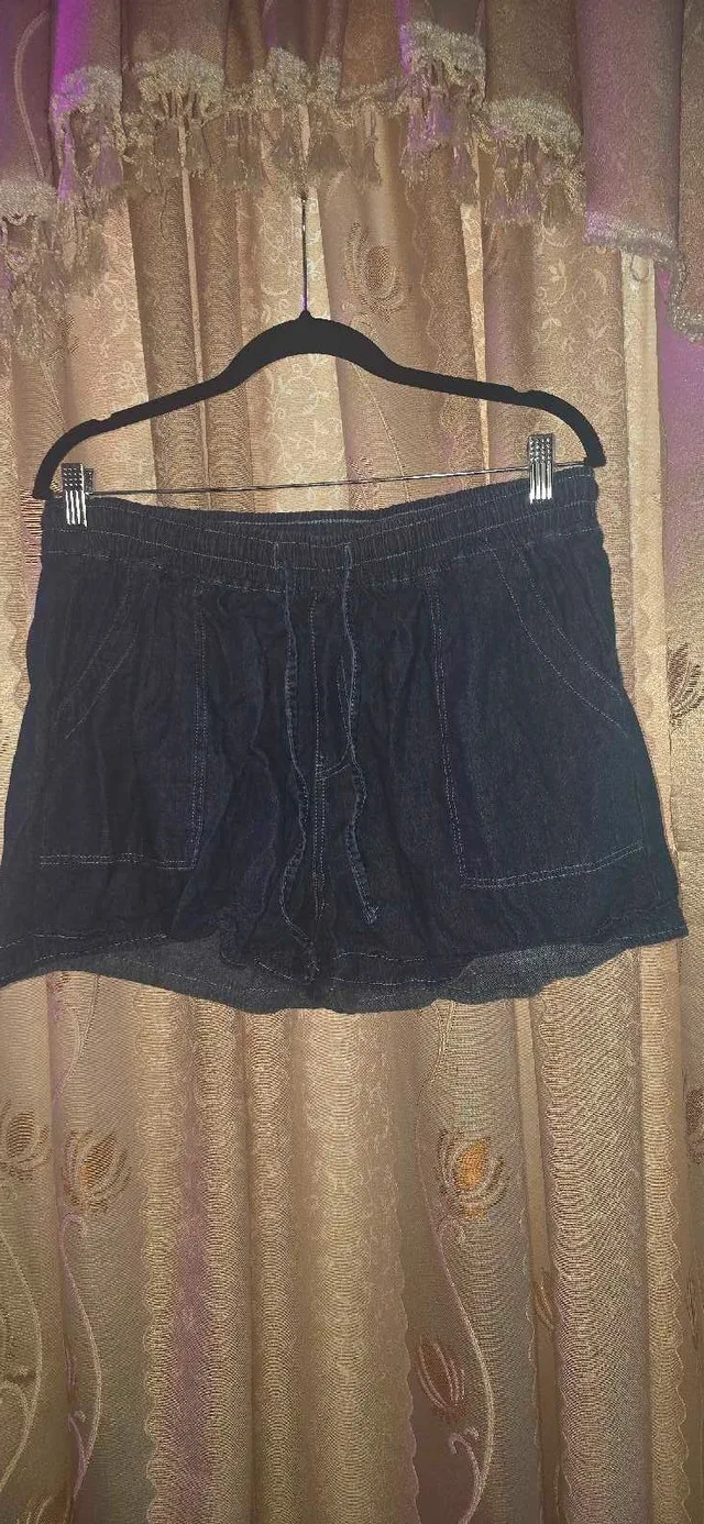 Denim Shorts sz large