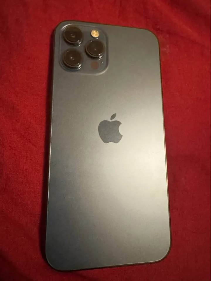 Apple iPhone 12 PRO MAX, 128 GB, Black, 81% Battery image indicator(6)