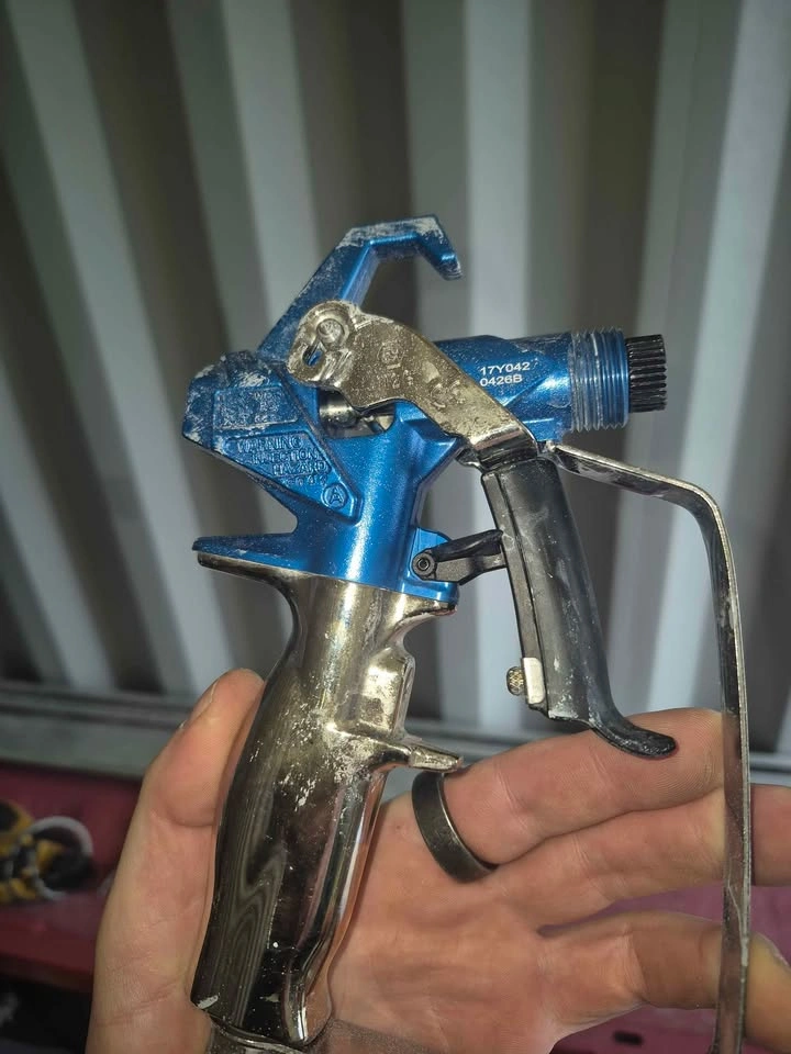 Professional Spray gun - photo 2