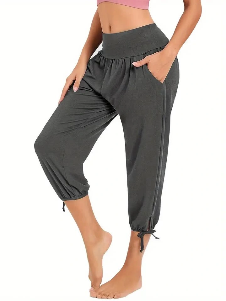 For Sale: Women’s Breathable Cropped Pants - Brand New! - photo 2