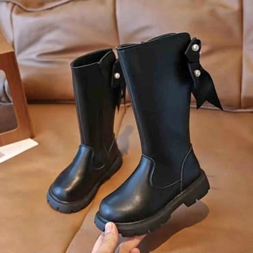 Brand New Trendy Bowknot Pearl Boots for Girls
