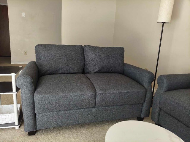 Like New - Zinus Josh Loveseat - Perfect Condition