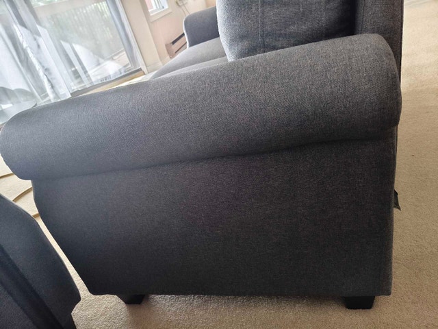 Like New - Zinus Josh Loveseat - Perfect Condition - photo 4