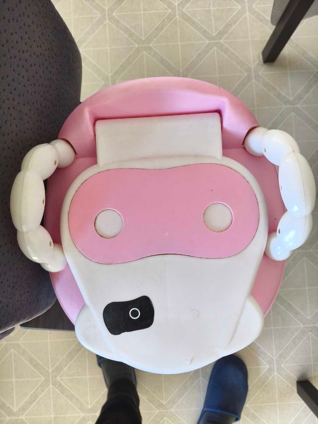 Cute Cow Potty Chair for Toddlers - Sanitized & Great Condition! - photo 5