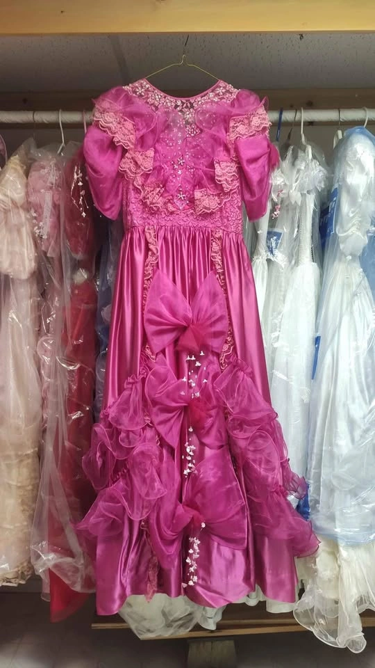Vintage 80s 90s wedding dresses. Film Props costumes. - photo 5