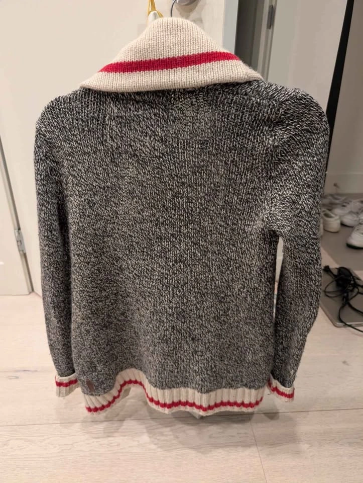 Roots Classic Cabin Sweater Size XS Women's - photo 3
