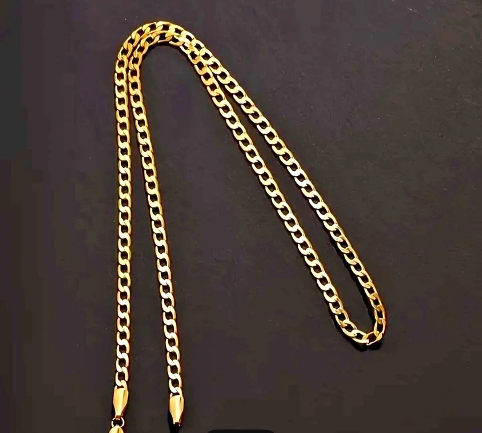 gold chain & bracelet