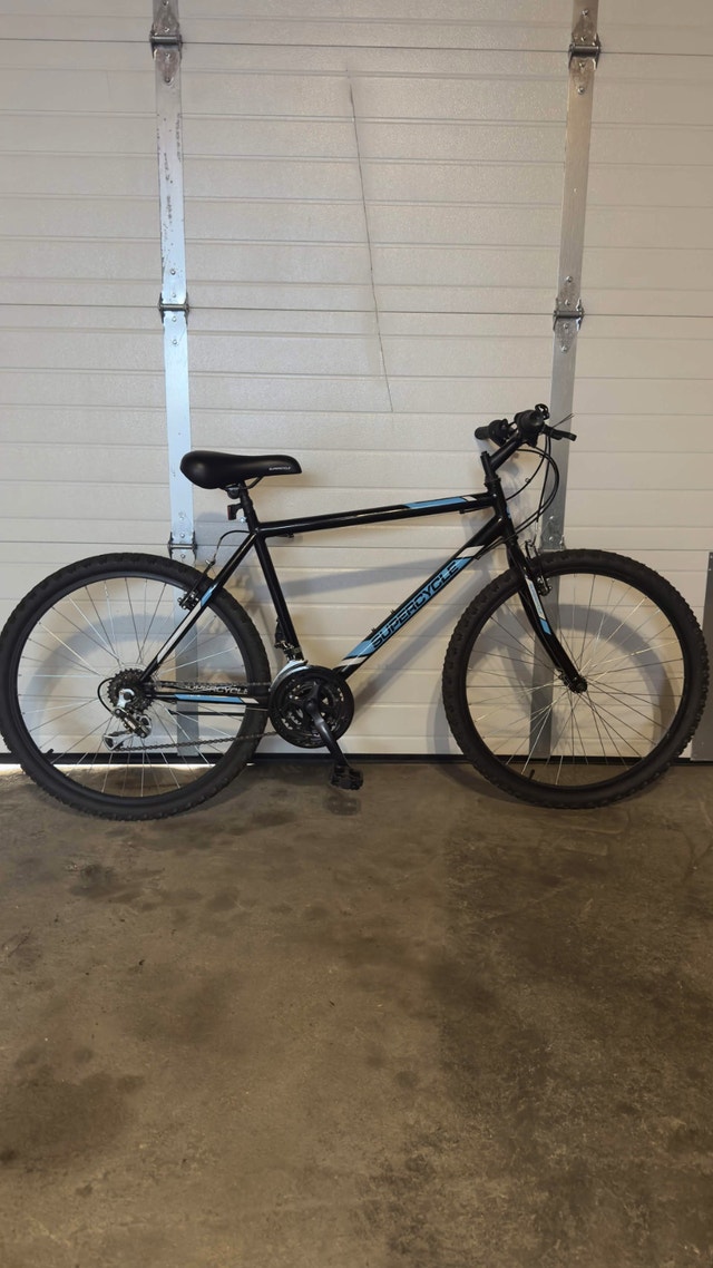Supercycle Reaction Mountain Bike - Used Like New + Helmet - photo 2