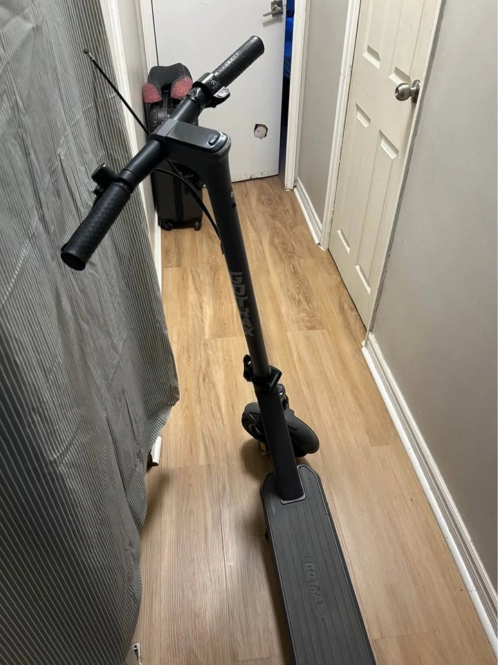 GOTRAX electric scooter - photo 2