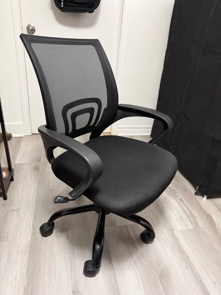 Ergonomic Office Chair – Black - photo 2