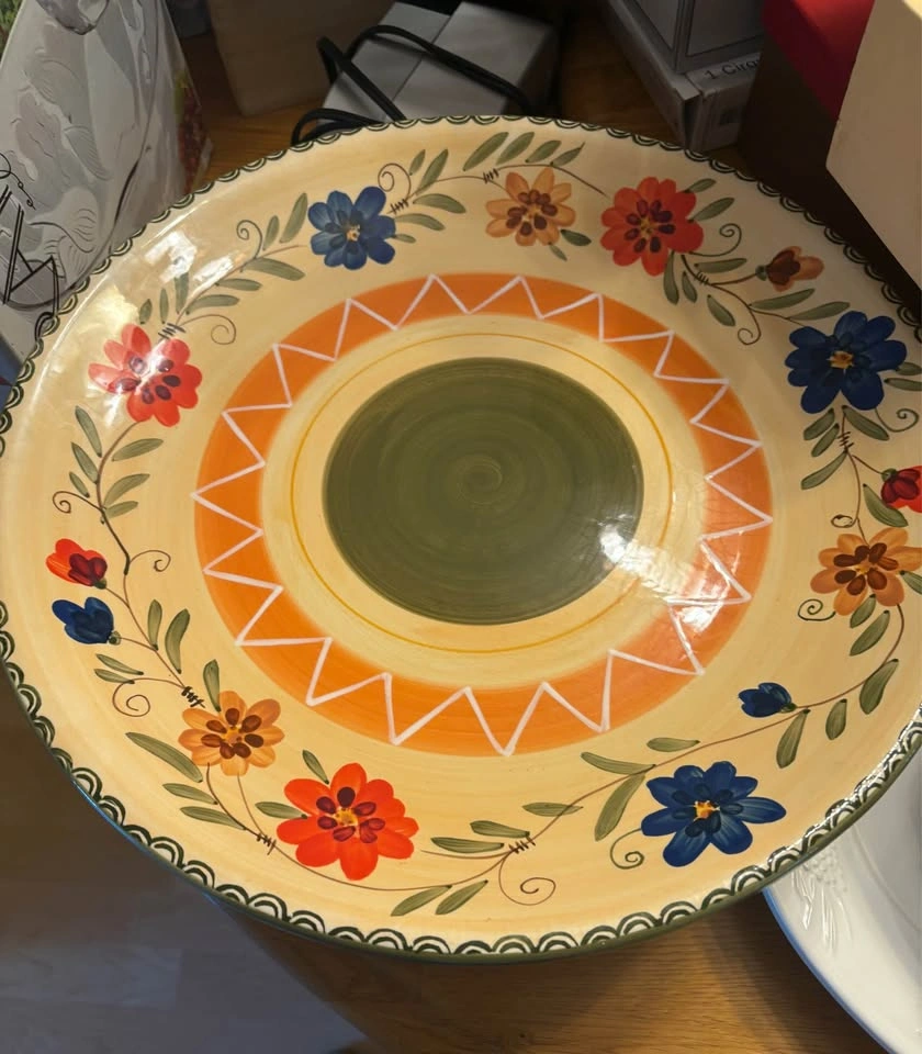 Large Serving plates/bowls - photo 2