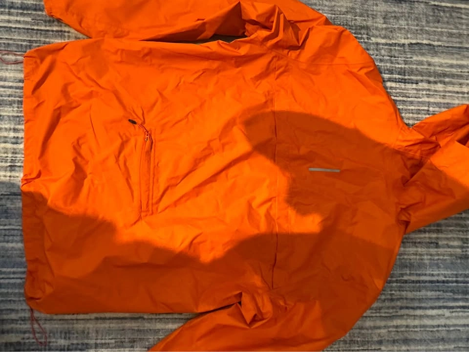 The north face rain jacket - photo 3