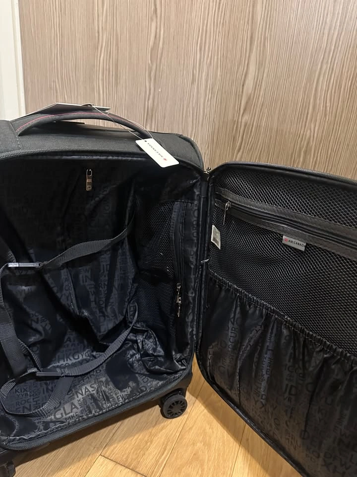 Brand new Air Canada Carry-on suitcase - photo 4