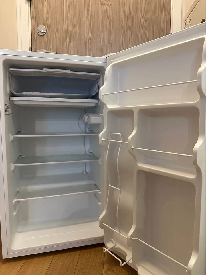 MASTER Chef Energy Star Compact Refrigerator - photo 3