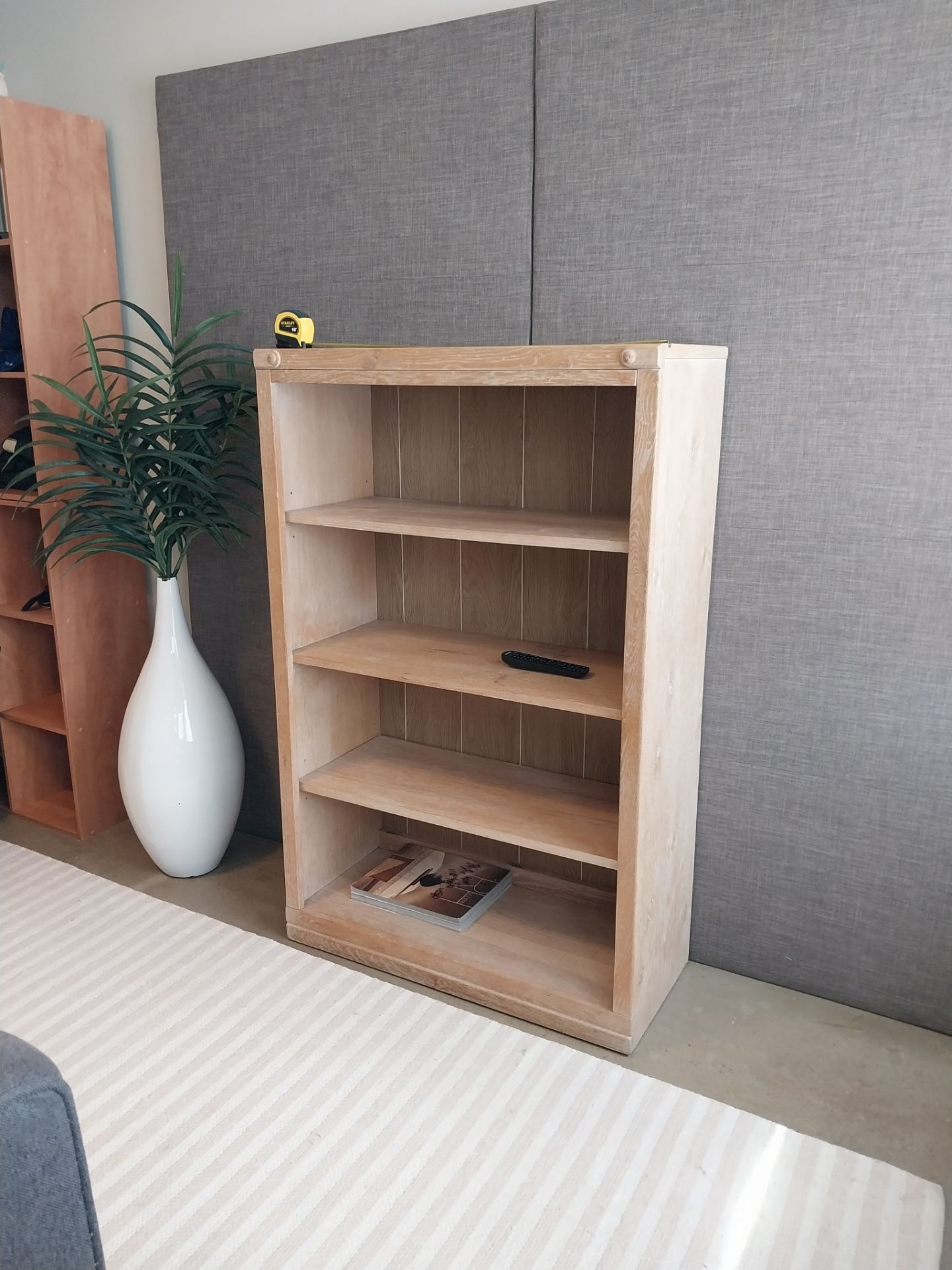 Stanley Furniture Bookcase - photo 4