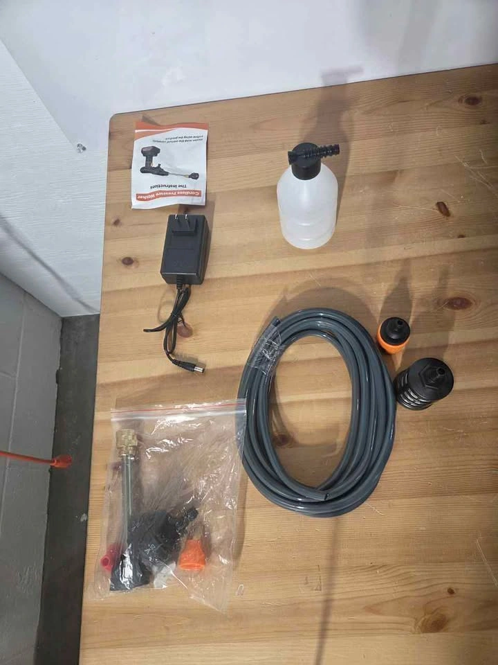 Portable Cordless Pressure Washer 600 PSI New - photo 4