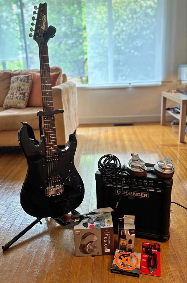 Ibanez Electric Guitar, Behringer Amp and accessories Bundle