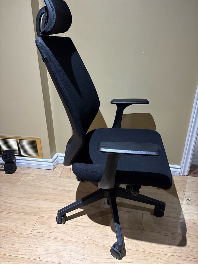 ergonomic office chair - photo 2