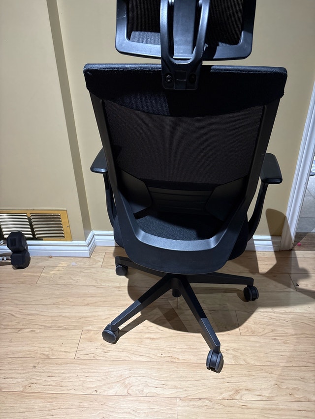 ergonomic office chair - photo 3